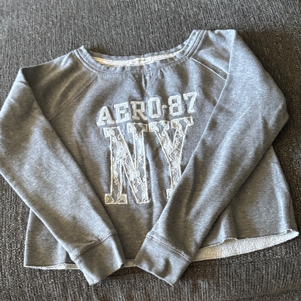 Aeropostale Heather Gray Sweatshirt